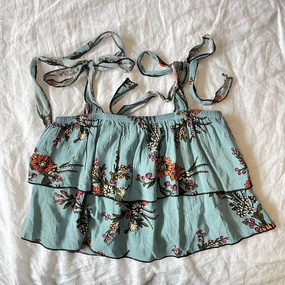 Sky and Sparrow Blue Floral Ruffle Tier Tie Top - Picture 6 of 7